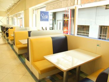 パステル 心斎橋筋店の雰囲気1