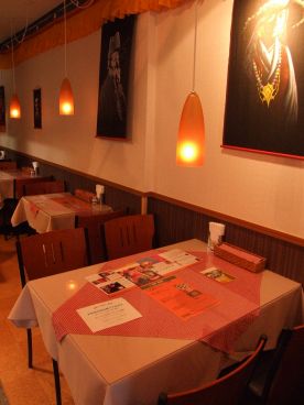 プルニマ PURNIMA インド ネパール チベット料理の雰囲気1