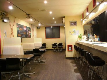 グラブハピネスダイナー GRAB HAPPINESS DINERの雰囲気1