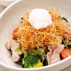 料理メニュー写真&nbsp;とりひめサラダ