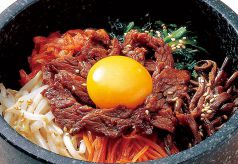 料理メニュー写真 石焼ビビンバ
