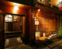まんまや 慶応仲通り店の雰囲気1