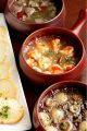 料理メニュー写真&nbsp;いろいろキノコ/エビ/ムール貝とアサリ/サルシッチャとナスの各アヒーリョ