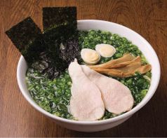 料理メニュー写真 小ネギたっぷり鶏塩ラーメン