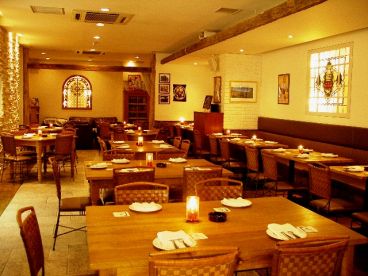 フランツィスカーナー バー&グリル 日本橋店の雰囲気1