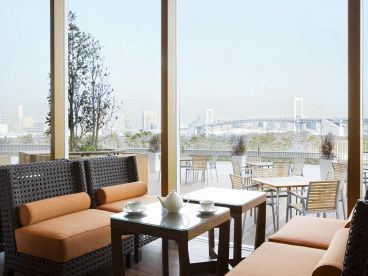 ラウンジ&シャンパンバー ベランダ ホテル日航東京の雰囲気1