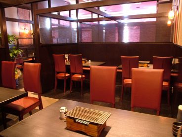 喰喰 クレフィ三宮店の雰囲気1