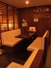 旬産酒場 まめお すすきのの雰囲気1