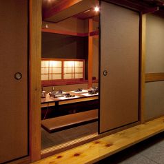 ３部屋続きで３２名様までご案内可能です★
