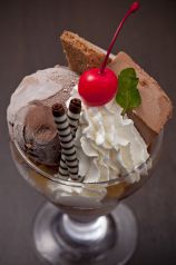 料理メニュー写真&nbsp;チョコレートパフェ