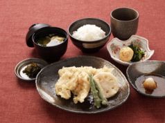 料理メニュー写真&nbsp;《大分名物》とり天定食