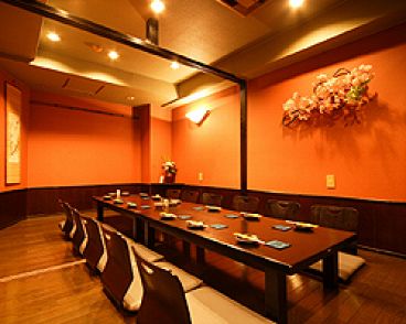 吉野 串 鍋料理の雰囲気1