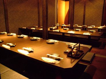 和座 花蔵 梅田店の雰囲気1
