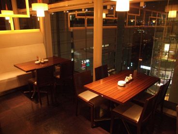 香港蒸蘢 ホンコンチョンロン 岩田屋新館の雰囲気1