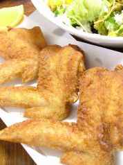 料理メニュー写真 手羽先から揚げ(3本)