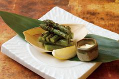 料理メニュー写真 グリーンアスパラガス焼き