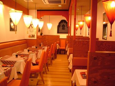 ヤクアンドイエティ Yak&Yeti ネパール料理の雰囲気1