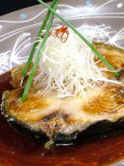 料理メニュー写真 マグロのテール焼き