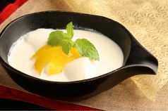 料理メニュー写真 絹ごし杏仁豆腐