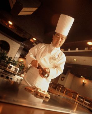 大和 三笠会館 鉄板焼きの雰囲気1