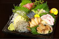 刺し盛り合わせ