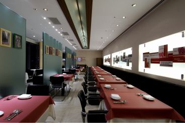 パパミラノ 丸の内東京海上日動ビル店の雰囲気1