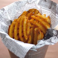料理メニュー写真 スパイシーフライドポテト