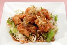 料理メニュー写真&nbsp;鶏の唐揚げ油淋ソースかけ