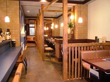 もんじゃ おしお 回(めぐり)店の雰囲気1
