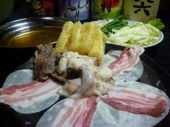 料理メニュー写真 しょうゆもつ鍋
