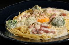 料理メニュー写真 カルボナーラ