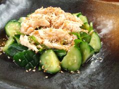 料理メニュー写真&nbsp;蒸し鶏とゴロゴロきゅうりのゴマサラダ