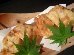 料理メニュー写真 えび蓮根はさみ揚げ