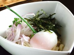 胡麻ダレうどん