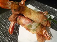 料理メニュー写真 足赤海老の梅しそ揚げ