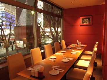 上海湯包小館 西銀座店の雰囲気1