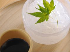 料理メニュー写真 黒蜜のくずきり