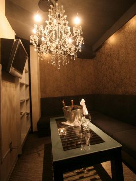 ザ カラット ホテル ラウンジ THE CARAT HOTEL LOUNGEの雰囲気1