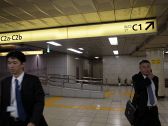 左方面がC2b。新経団連会館とJAビル直結。