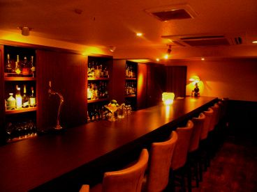 バー エイチ BAR Hの雰囲気1