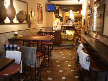 アモール デ ガウディ 六本木店の雰囲気1