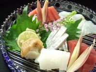 旬魚で作るお造りと炭火焼