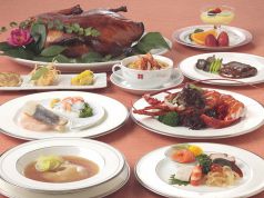 新北京 山の上ホテル CHINESE DININGのコース写真
