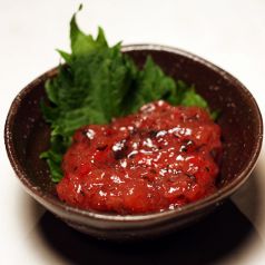 料理メニュー写真&nbsp;・梅クラゲ・イカの塩辛・ひんやり冷奴
