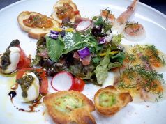 料理メニュー写真 おまかせ前菜盛り(2名様分)