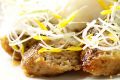 料理メニュー写真&nbsp;イベリコ豚の炭火焼きつくね