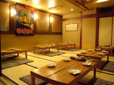 ゑびす屋 えびすや 浜町店の雰囲気1