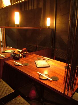 烏丸酒場 福六 フクロク fuku sixの雰囲気1