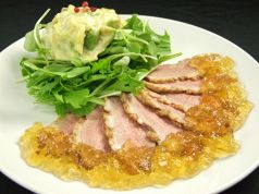 料理メニュー写真&nbsp;合鴨とアボカドのサラダ