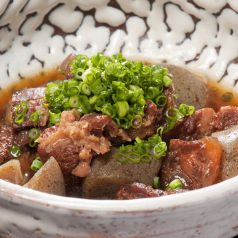 料理メニュー写真 牛すじ煮込み